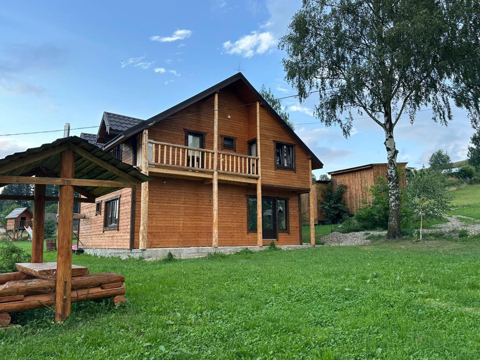 Кулуар/ Kuluar Villa Iltsi Екстериор снимка